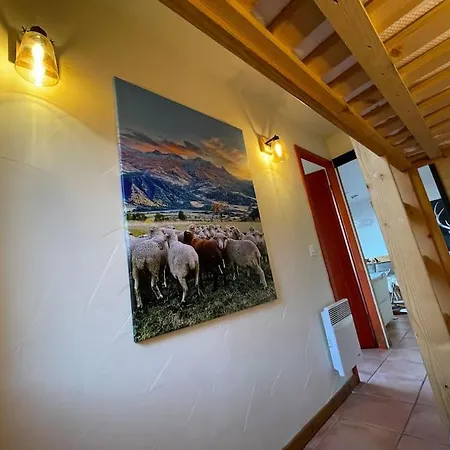 Cosy A Praloup, 43m2, Vue Magnifique